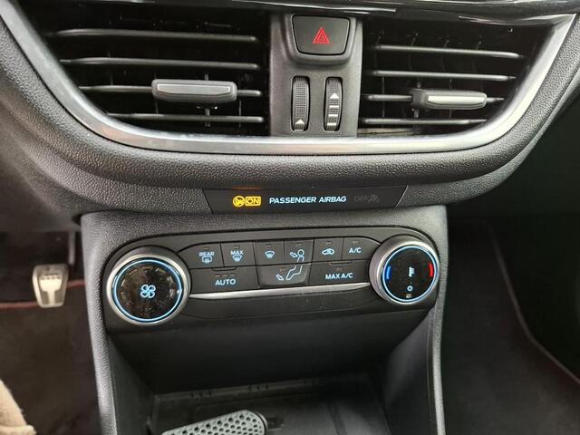Ford FIESTA 1.0 EcoBoost Hybrid ST-Line X