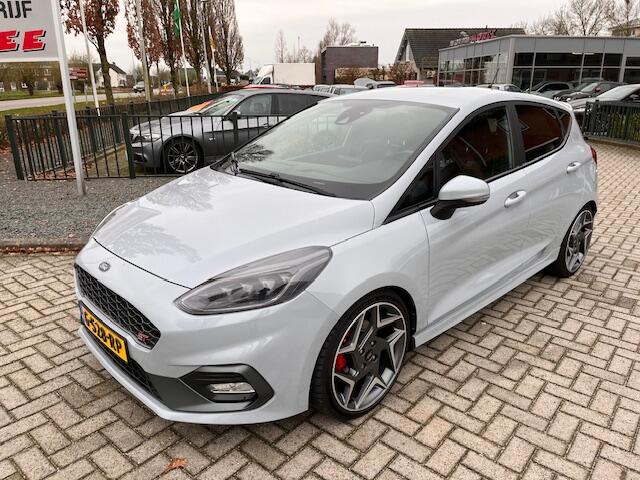 Ford FIESTA 1.5 EcoBoost ST-3 PERFORMANCE / TOP STAAT !!!