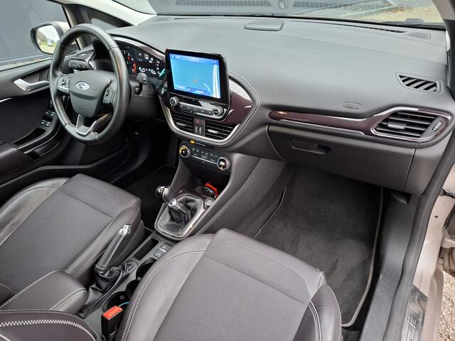 Ford FIESTA 1.0 EcoBoost Vignale CRUISE NAVI CAMERA ECC XENON PARK ASSIST ST LINE