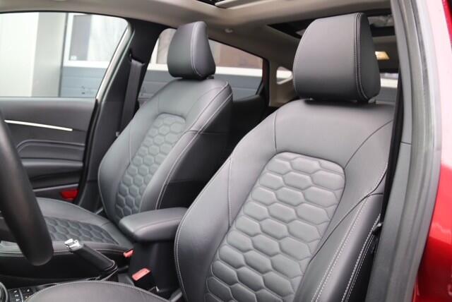 Ford FIESTA 1.0 EcoBoost Vignale B&O, Stoel & stuurverwarmd, Pano, Navi, Leder