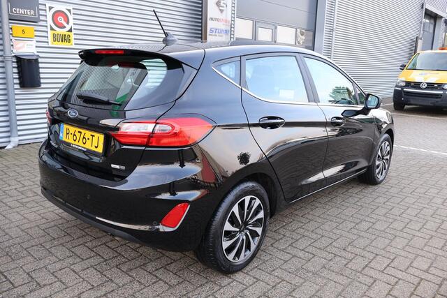 Ford FIESTA 1.0 Hybrid Titanium 2e Eigenaar | Volledig Onderh | NAP | BTW | Carplay | Keyless | Cruise | Full LED | LMV | Start/Stop | PDC |