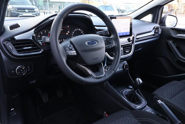 Ford FIESTA 1.0 Hybrid Titanium 2e Eigenaar | Volledig Onderh | NAP | BTW | Carplay | Keyless | Cruise | Full LED | LMV | Start/Stop | PDC |