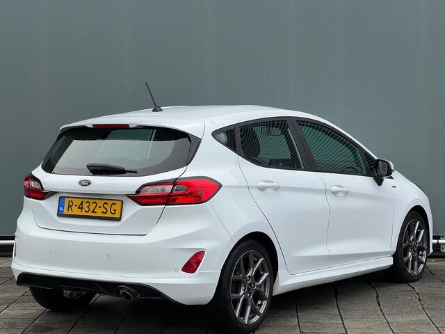 Ford FIESTA BWJ 11-2022 | 1.0T 126PK Hybrid ST-Line | CLIMA | NAVI | SPOILERKIT | CRUISE | SPORTSTOELEN | CARPLAY |