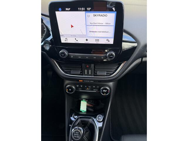 Ford FIESTA 1.0 EcoBoost Titanium * 143.568 Km * Navi * Airco * Cruise Control *