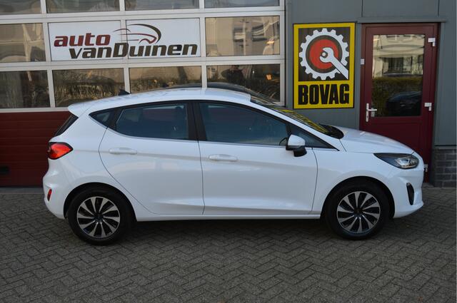 Ford FIESTA 1.0 EcoBoost Titanium O.a: Clima, Navi, Cruise, PDC, Carplay, Etc. All-in prijs!