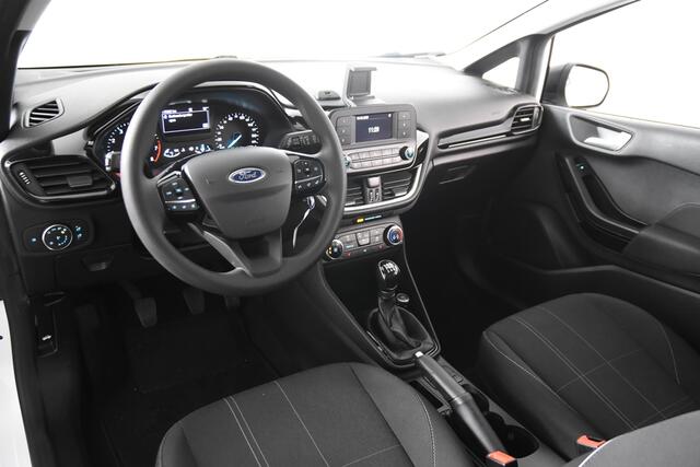 Ford FIESTA 1.1 Trend *Airco*Stoelverwarming*Cruisecontrol*