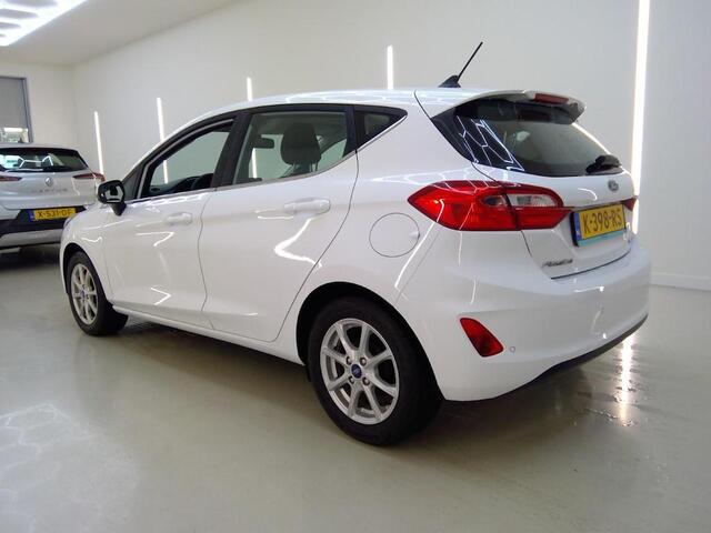 Ford FIESTA 125pk EcoBoost Hybrid Titanium Climat Cruise Parkeersensoren 12.000km Dealeronderhouden