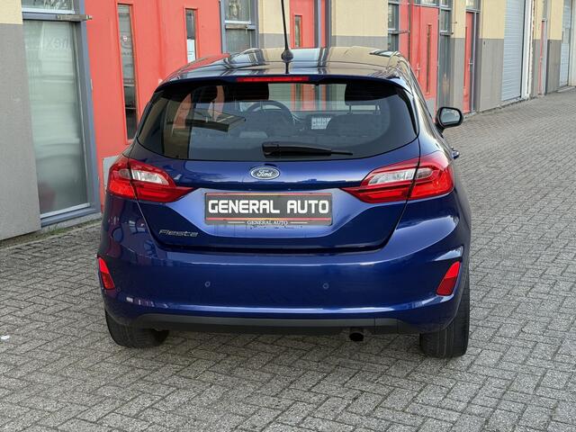 Ford FIESTA 1.1 Titanuim, CarPlay, Nieuwe Distributie Riem