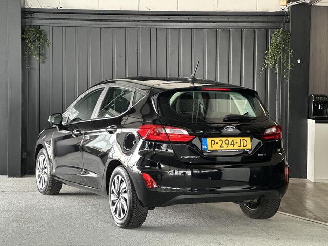 Ford FIESTA 1.0 EcoBoost Hybrid Titanium | Carplay | Navi | Cruise Control | Parkeersensor achter | LED koplampen |