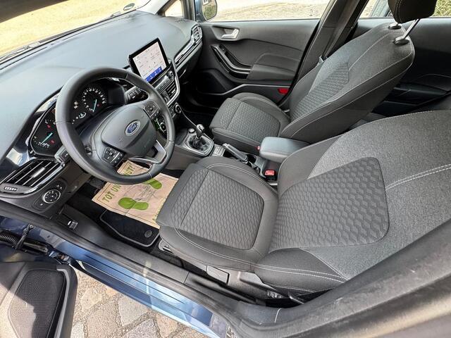 Ford FIESTA 1.0 125pk Hybrid Titanium ecc,navigatie,pdc,sportdop