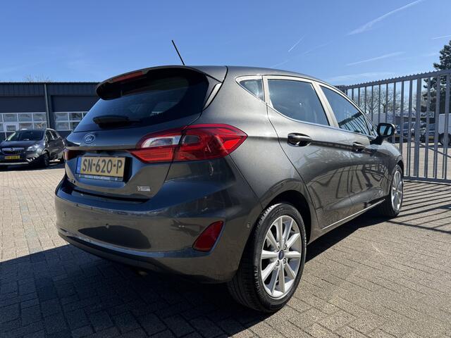 Ford FIESTA 1.0 Automaat Titanium 49.000 KM..!! Navigatie, Camera, Climate contr, LED, etc..!!