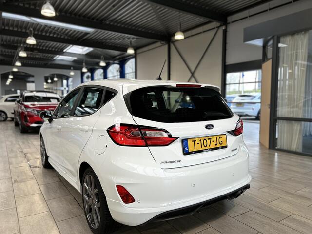 Ford FIESTA EcoBoost Hybrid 125pk ST-Line | Cruise | All Season banden | Parkeersens. achter | Apple carplay | Android auto |