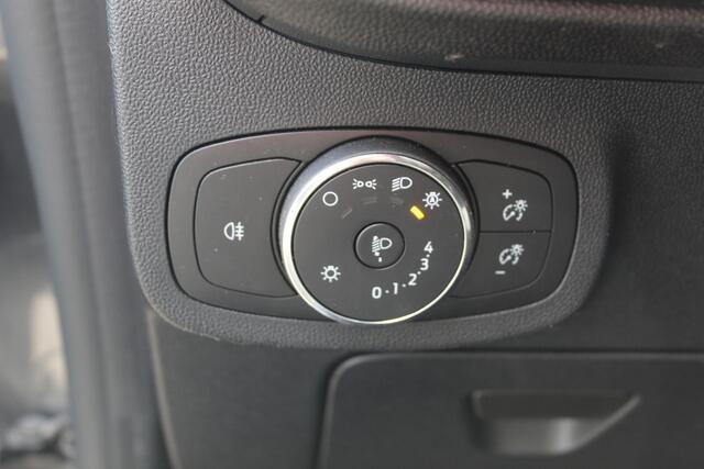 Ford FIESTA 1.0-125pk EcoBoost Mild-Hybrid ST-Line. Luxe, sportieve en goed onderhouden Fiesta ! Autm. airco, Cruise control, Lane assist, 17" Lmv, Parkeersensoren Achter, Metallic lak, Navigatie by Apple/Android, LED verlichting etc.