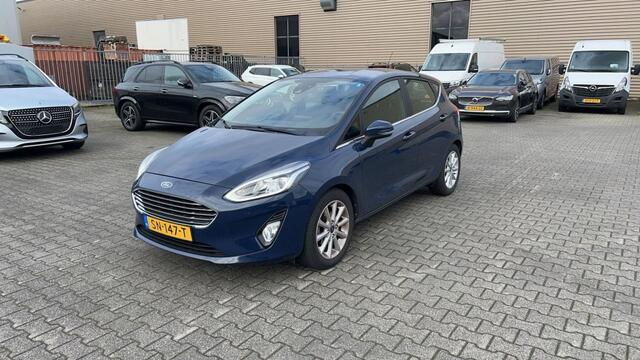 Ford FIESTA 1.0 EcoBoost Titanium Automaat - Navi - Trekhaak - Climate control