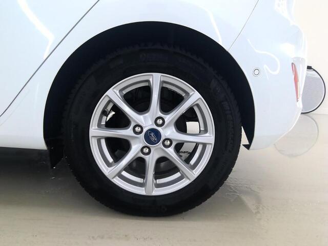 Ford FIESTA 1.0 EcoBoost Titanium Navi Camera Trekhaak Winter Parking Dodehoek Adap Cruise Dealeronderhouden