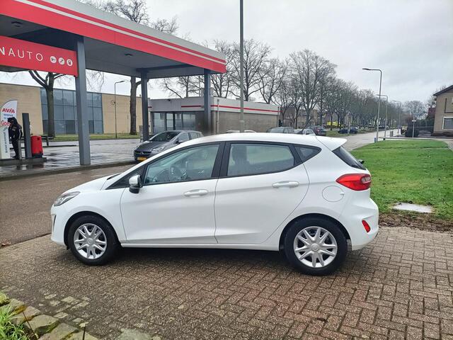 Ford FIESTA 1.1 Airco, Navi, 14.160 km!! Car pass