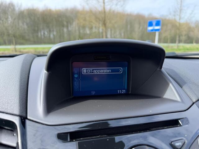 Ford FIESTA 1.0 EcoBoost Titanium NAVI/BLEUTOOHT/CLIMA