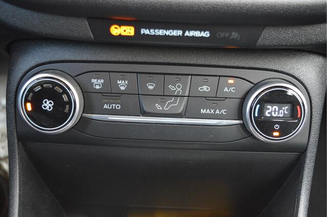 Ford FIESTA 100PK EcoBoost Titanium Clima / Apple,android / Cruise / Lane ass.