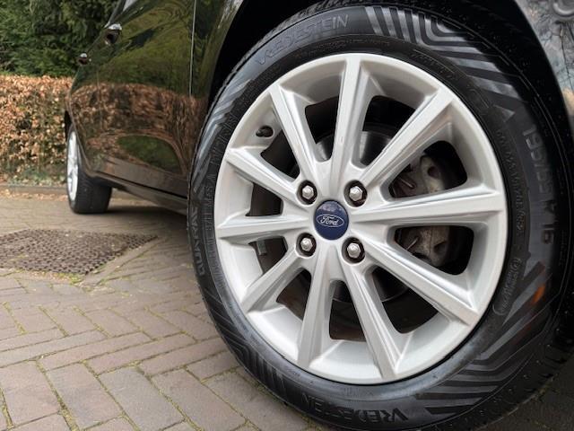 Ford FIESTA 1.0 EcoB. Titanium/B&O AUDIO/NAVI/ACARPLAY/360PDC/CAMERA/AIRCO/TREKHAAK/PARKASSIST/KEYLESS/ADAPCRUISE