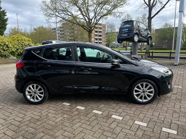 Ford FIESTA 1.0 ECOB. Titanium Airco Navi Camera Telefoon Cruise