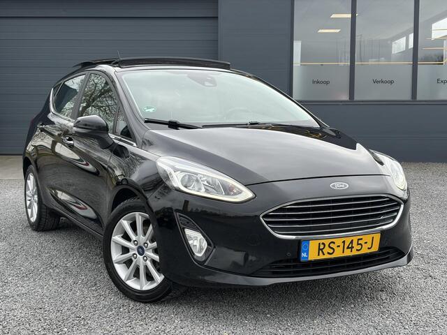 Ford FIESTA 1.0 EcoBoost Titanium 2e Eigenaar,Pano,Camera,Navi,PDC V+A,Carplay,Clima,Cruise,Dealer Onderhouden,6 Bak,N.A.P,102pk,Lm velgen,Apk tot 02-2027