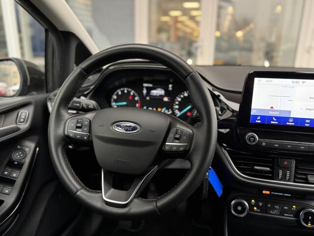 Ford FIESTA 100pk Titanium Navigatie Climat Cruise Parkeersensoren Privacy Glass Dealeronderhouden