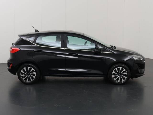 Ford FIESTA 1.0 EcoBoost Hybrid Titanium | Navigatie | Climate Control | Cruise Control | Parkeersensoren |