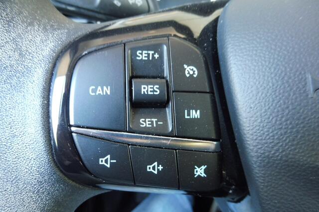 Ford FIESTA 5-drs 1.1 86pk Trend Airco Crc Pdc Navigatie