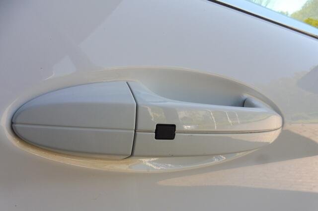 Ford FIESTA 100pk Titanium Airco Stoelverwarming Navigatie Sony-audio in nieuwstaat