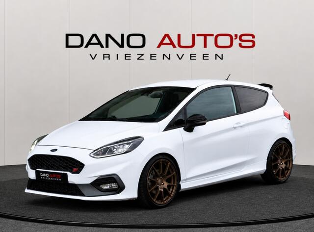 Ford FIESTA 1.5 ST 200PK Performance Navi/LED/18''/Recaro