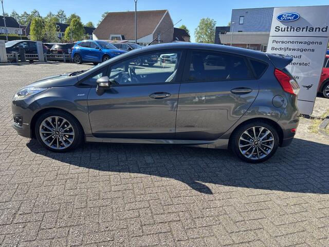 Ford FIESTA 1.0 EcoBoost ST Line 100pk Trekhaak | Achteruitrijcamera | All Season banden | Cruise control | Voorruit Verwarming