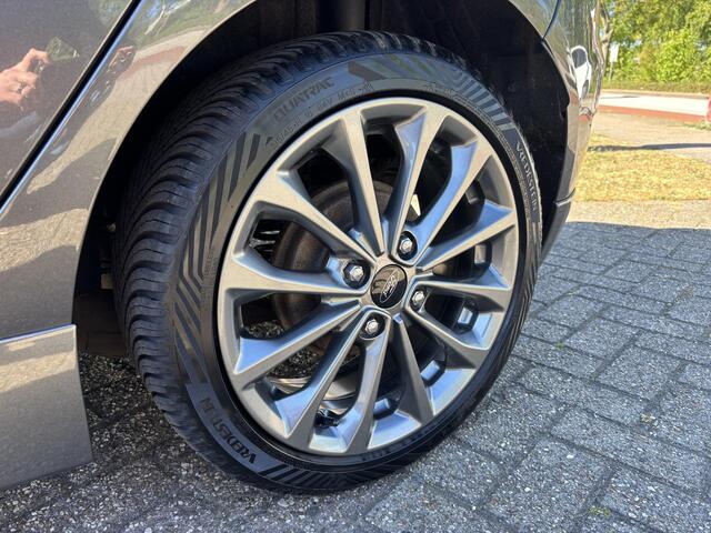 Ford FIESTA 1.0 EcoBoost ST Line 100pk Trekhaak | Achteruitrijcamera | All Season banden | Cruise control | Voorruit Verwarming