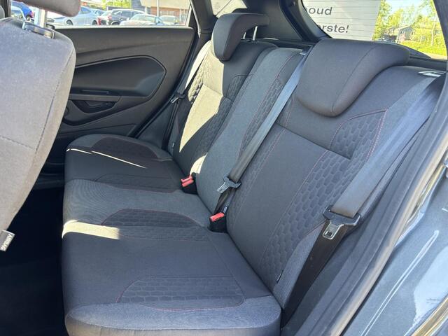 Ford FIESTA 1.0 EcoBoost ST Line 100pk Trekhaak | Achteruitrijcamera | All Season banden | Cruise control | Voorruit Verwarming