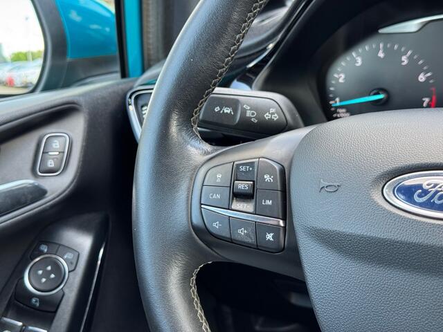 Ford FIESTA 1.0 EcoB. Titanium - adaptivecruise - camera - navi