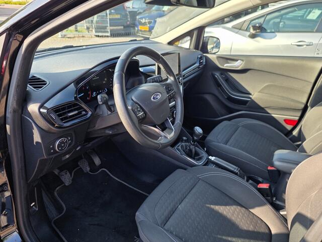 Ford FIESTA 1.0 EcoB.Hy. Tit.X navi, stoel en stuurverw, dodehoek detectie.