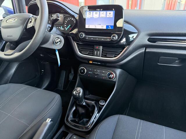 Ford FIESTA 1.1 Titanuim, CarPlay, Nieuwe DistributieRiem