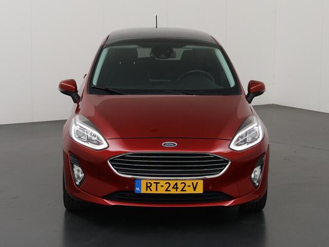 Ford FIESTA 1.0 EcoBoost Titanium | Panoramadak | Parkeercamera | Climate Control | Cruise Control | Voorruitverwarming |