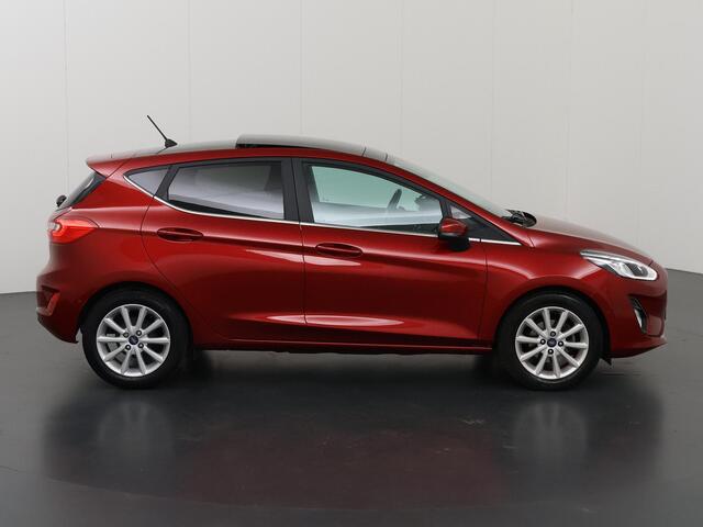 Ford FIESTA 1.0 EcoBoost Titanium | Panoramadak | Parkeercamera | Climate Control | Cruise Control | Voorruitverwarming |