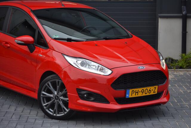 Ford FIESTA 1.0 EcoBoost ST Line 1e eigenaar | NL auto | trekhaak | uitmuntende staat!