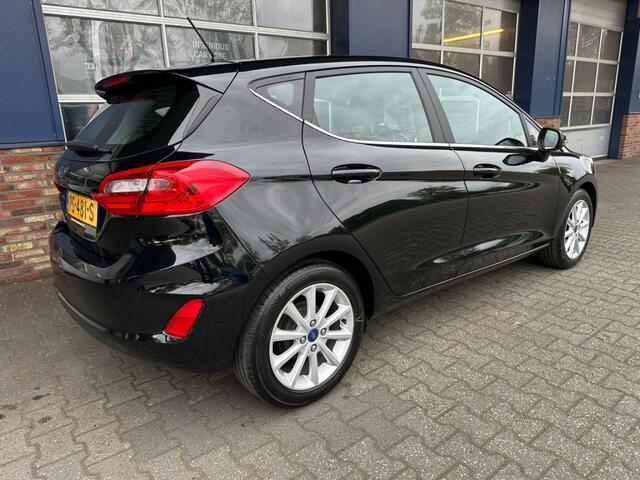 Ford FIESTA 1.0 ECO. TITANIUM 100 PK, Cruise controle, Applecarplay/Androidauto, ALL IN Prijs!