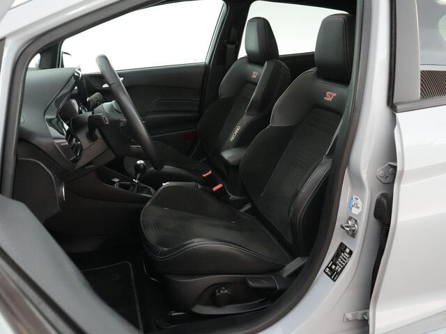 Ford FIESTA ST-3 1.5 200pk PERFORMANCE PACK |dealer onderhouden|sper diff|launch control|panoramadak|B&O|Apple Carplay|BLIS|LED|winterpack|parkeercamera|