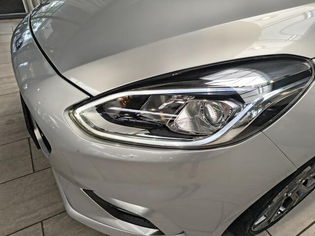 Ford FIESTA EcoBoost ST-Line 100 pk | Navi | Clima | Cruise | Voorruitverw. | Parkeersensoren | 17" | 4 seiz. banden