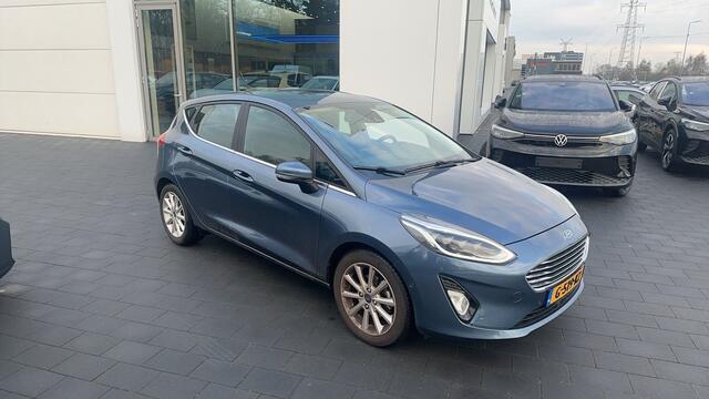 Ford FIESTA 1.0 100pk EcoBoost Titanium / Navigatie / Keyless / Stoelverwarming