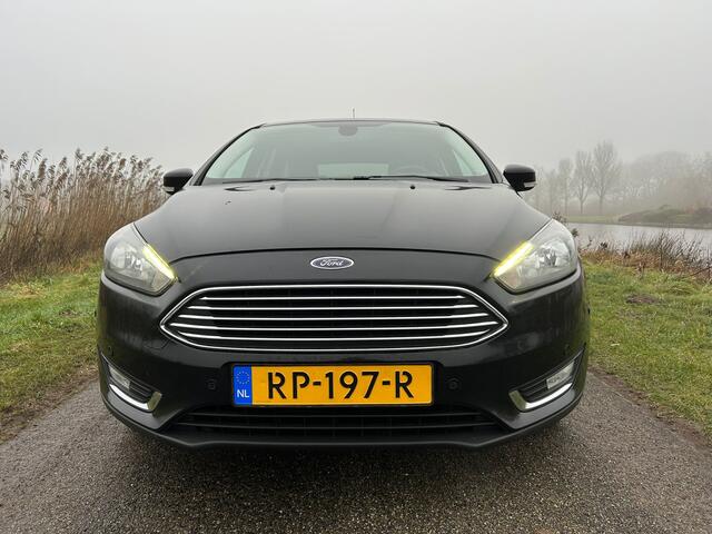 Ford FOCUS Wagon 1.0 126 PK Titanium Navi / Clima / Keyless Topstaat!