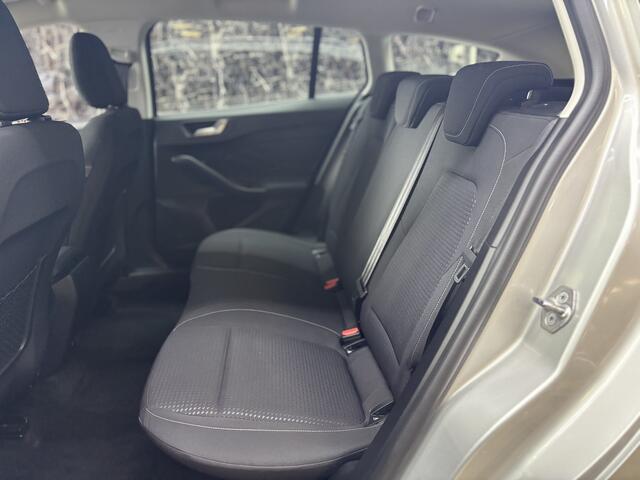 Ford FOCUS Wagon 1.0 EcoBoost Titanium Business
