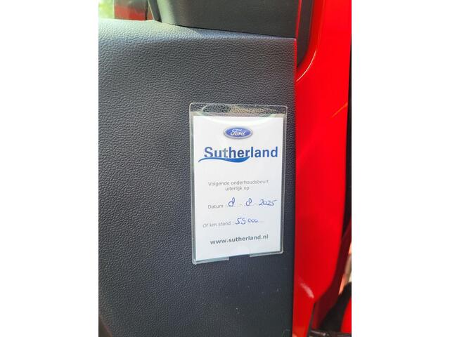 Ford FOCUS Wagon 1.5 EcoBoost 182 PK ST Line Business | LED | Winterpack | BLIS | Adaptieve Cruise Control | Camera | Electrische achterklep | Headup Display | DAB | Leder/Stof | 50DKM!