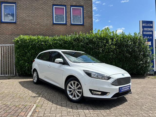 Ford FOCUS Wagon 1.0 Titanium Climate C, Cruise C, Navigatie, Pdc!!!!