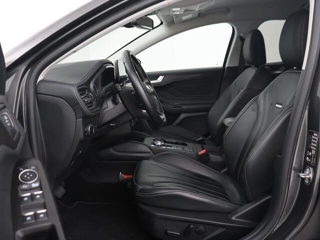 Ford FOCUS 1.5 EcoBoost Vignale | Leder | Head-Up | Stoel & stuurverwarming | Adaptive cruise | Park Assist | B&O Sound | Carplay | Dodehoek detectie | Full LED