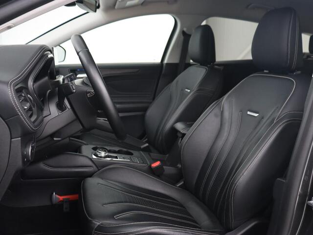 Ford FOCUS 1.5 EcoBoost Vignale | Leder | Head-Up | Stoel & stuurverwarming | Adaptive cruise | Park Assist | B&O Sound | Carplay | Dodehoek detectie | Full LED