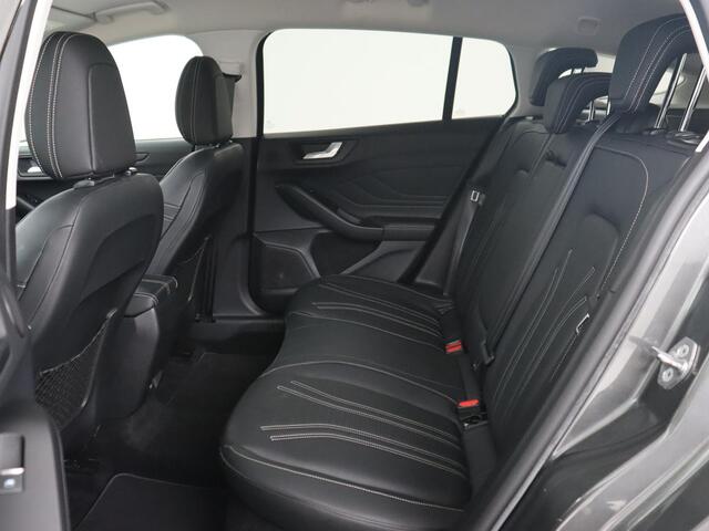 Ford FOCUS 1.5 EcoBoost Vignale | Leder | Head-Up | Stoel & stuurverwarming | Adaptive cruise | Park Assist | B&O Sound | Carplay | Dodehoek detectie | Full LED
